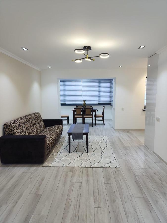Apartament 撒马尔罕 外观 照片